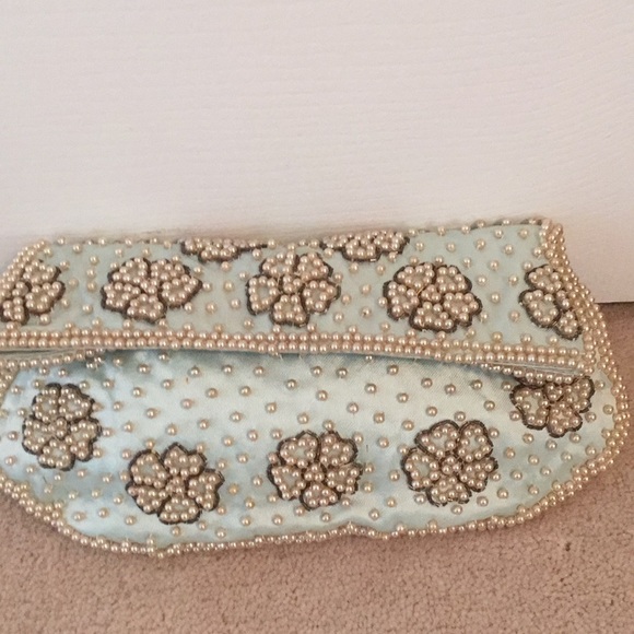 Vintage Clutch Bag - Picture 5 of 6